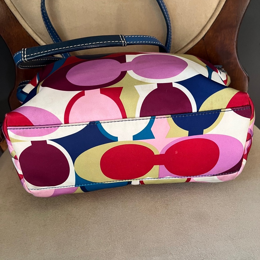✨Host Pick ✨ Coach Signature Multicolor Satin & Leather Tote & Bonus Belt Bag - Picture 7 of 17